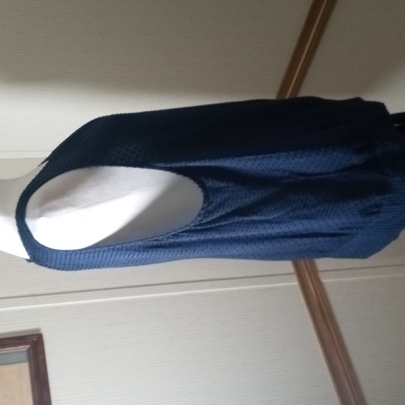 Trina Turk Navy Sleeveless Blouse, Cottage Core, Professional, Office, Picnic - Picture 9 of 10